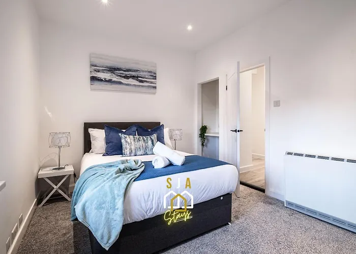 Holburn Hideaway - Sja Stays - Modern 2 Bed Apartment